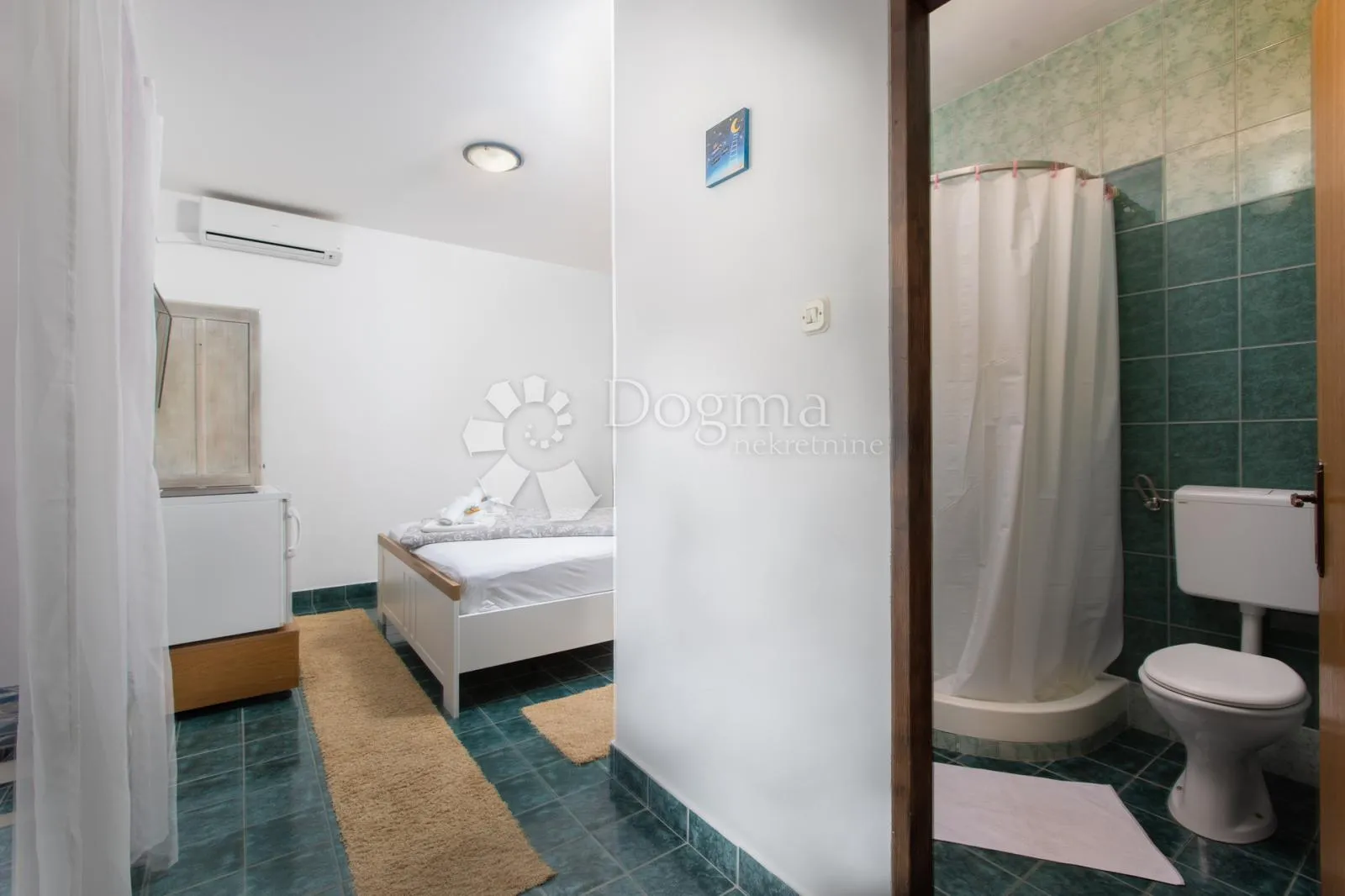 prekrasna kamena kuća u centru punta - slika 20