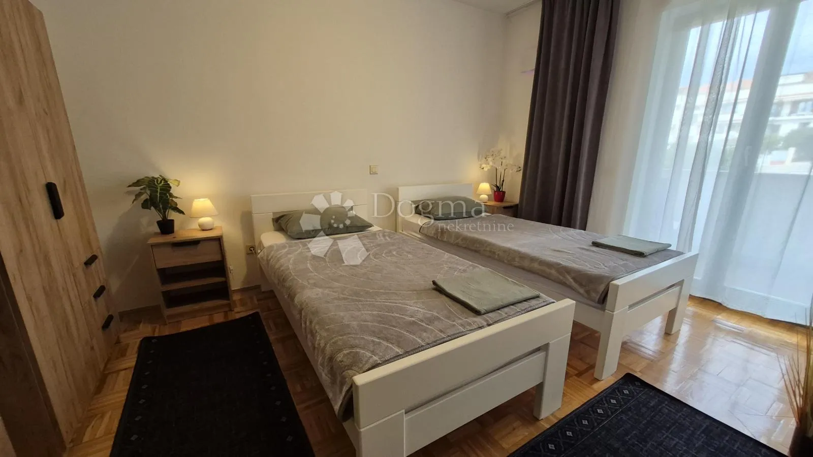 2 stana jedna investicija samo 500 m od mora - slika 33