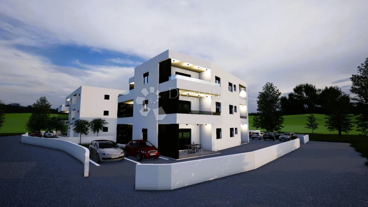 stan vodice novogradnja - slika 2