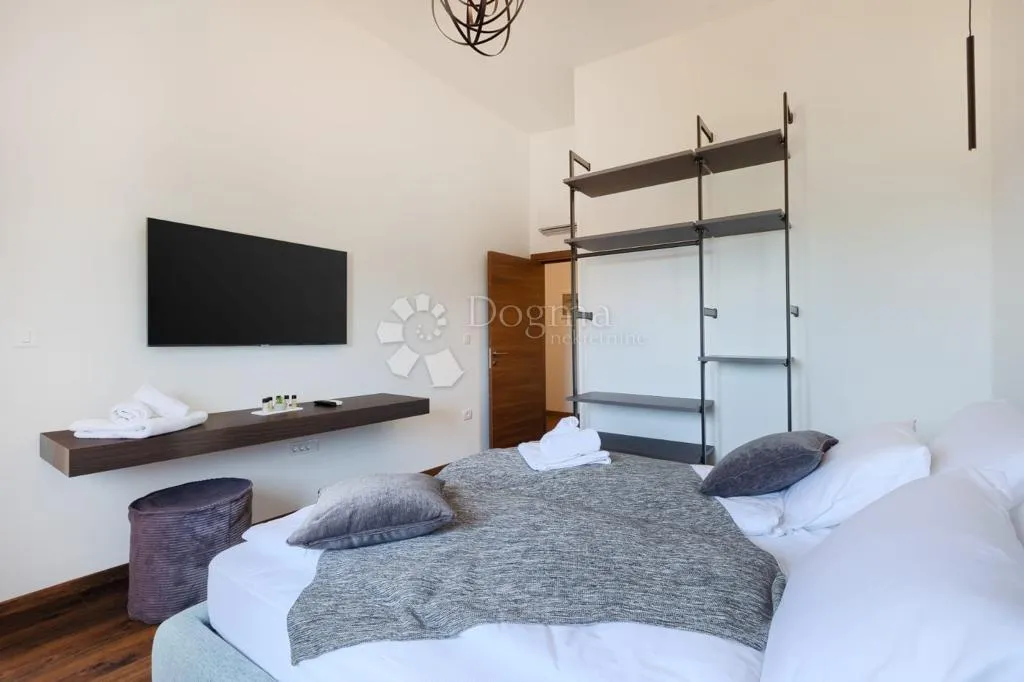 luksuz i priroda spojeni na 272 m2 savršenstva - slika 21