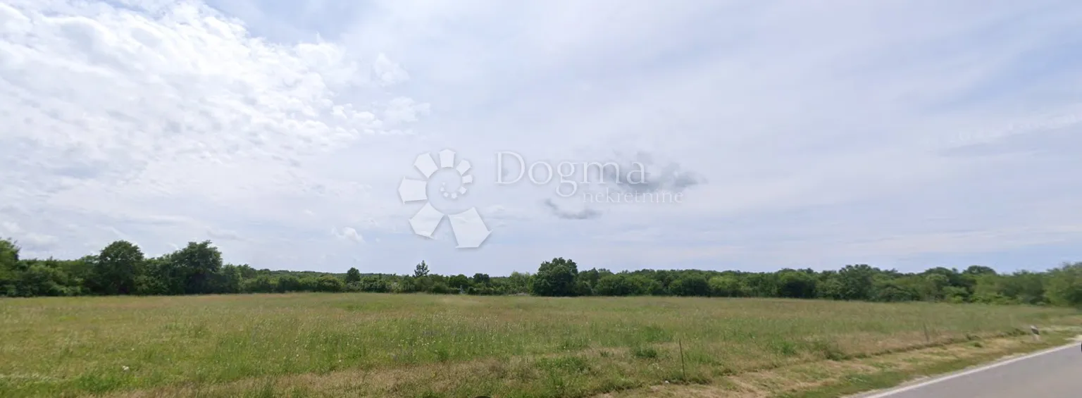 Kanfanar, građevinsko zemljište, industijska zona