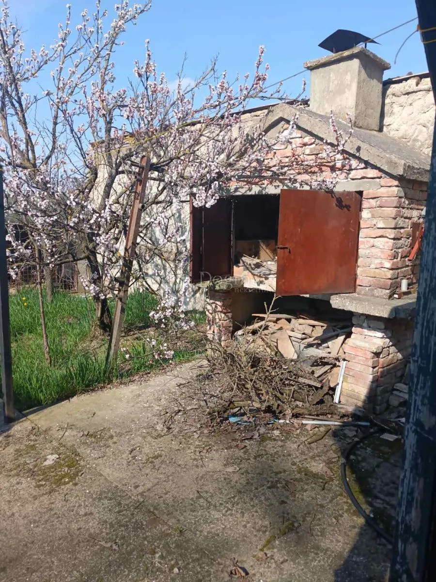 kuća sa 2 stana i bazenom u tenji! - slika 22