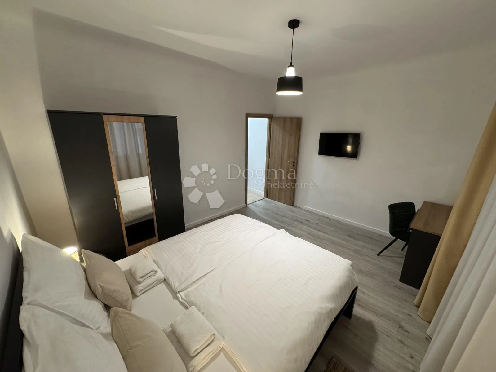 rijeka centar stan 82m2 - 2 apartmana - slika 14