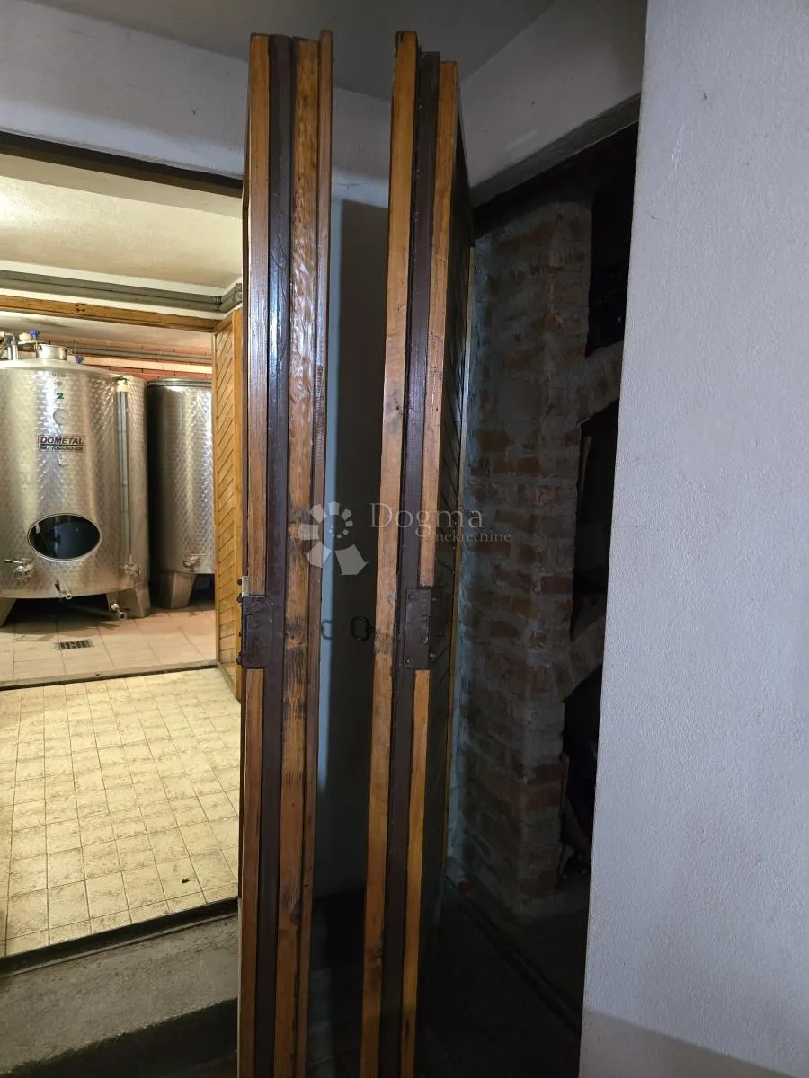 kuća u vinici - kraljica pogleda - slika 68