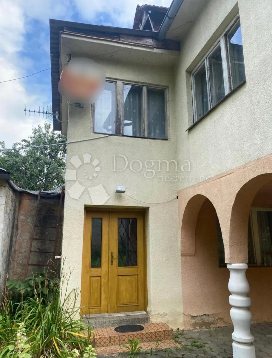 kuća u kaštelancu za renovaciju - prilika! - slika 8