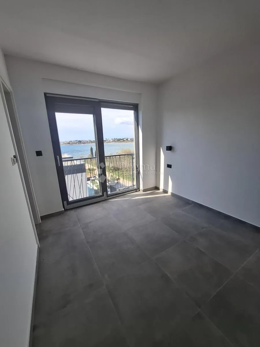 penthaus uz more- privlaka - slika 8