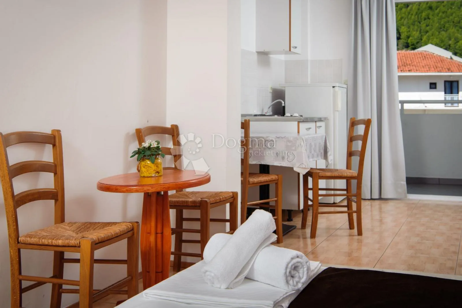 drvenik, makarska rivijera- apartmanska kuća 50 m od mora - slika 5