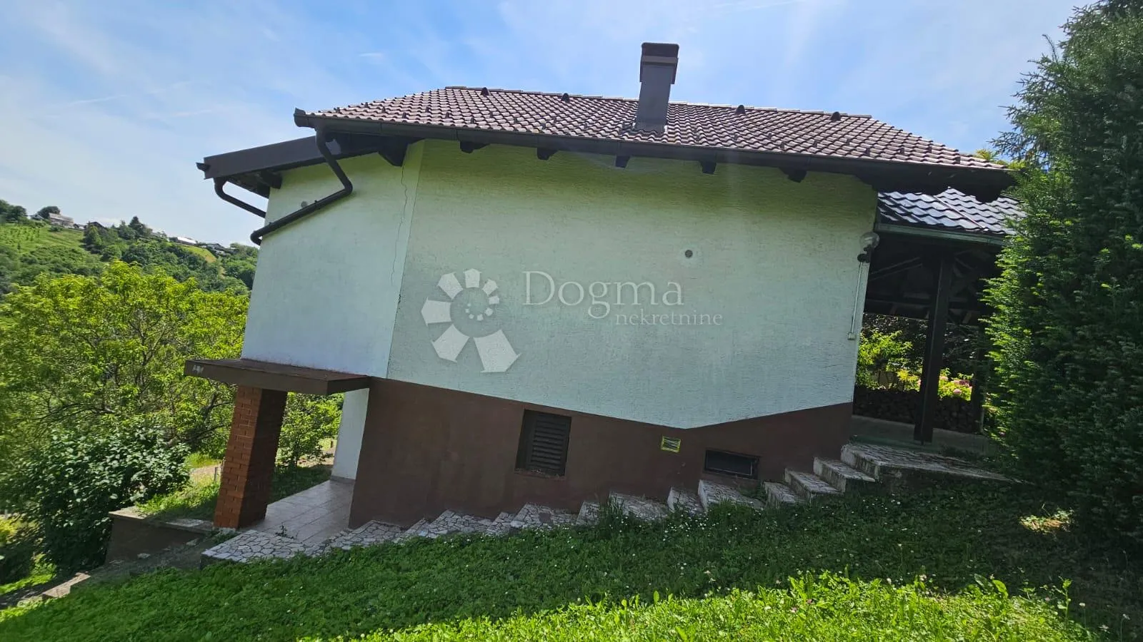 dvije kuće s pogledom u vrtlinovcu - slika 10
