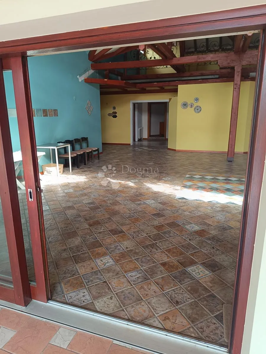 najam p.p. 500m2 - slika 2