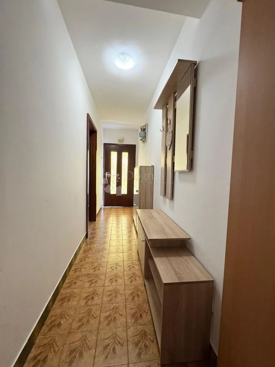 skladan stančić s terasicom - slika 4