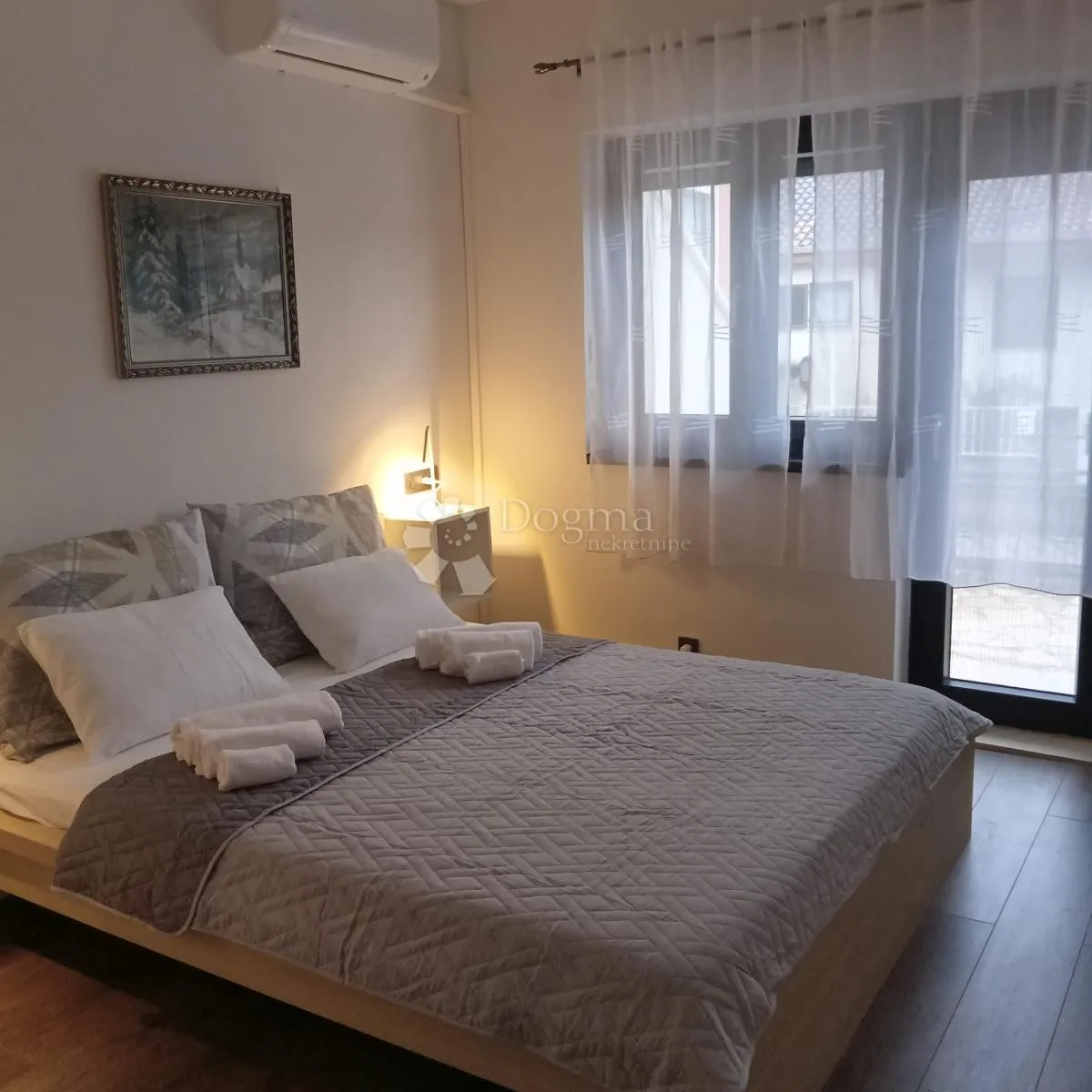 prekrasna prizemnica u vodicama 50m od mora - slika 18
