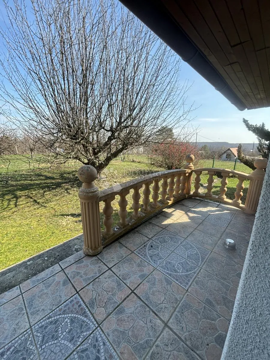 sanjiva vikendica na savršenoj lokaciji - tavanac - slika 10