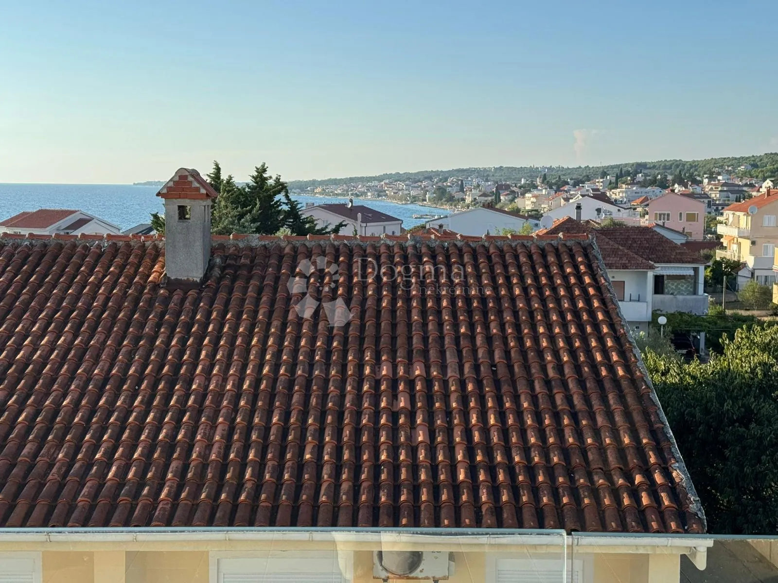pekrasan stan sa dvorištem u diklu - slika 27