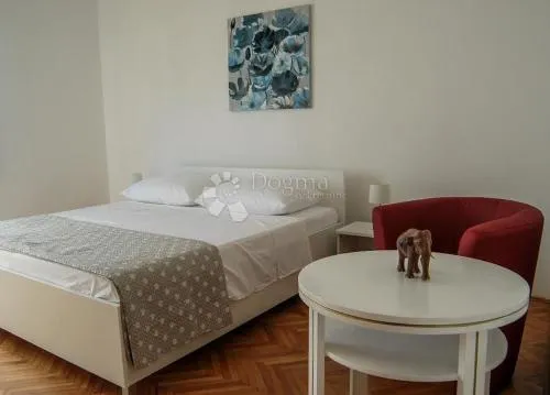 ugljan, samostojeća kuća za dugoročni najam - slika 6