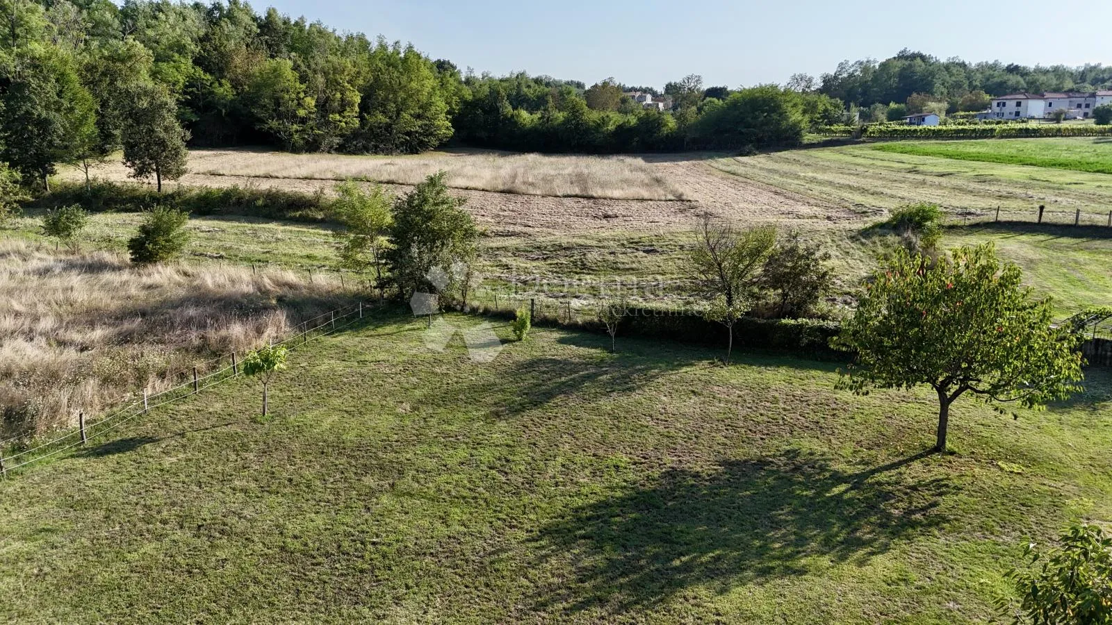 zemljište u srcu prirode, samo nekoliko minuta od labina - slika 4