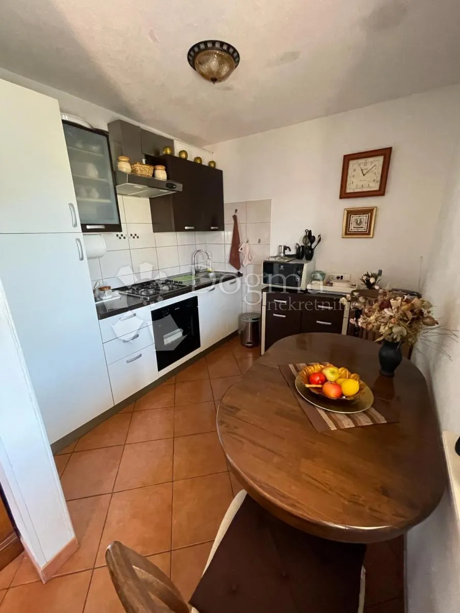 kuća u blizini mora brodarica - slika 9