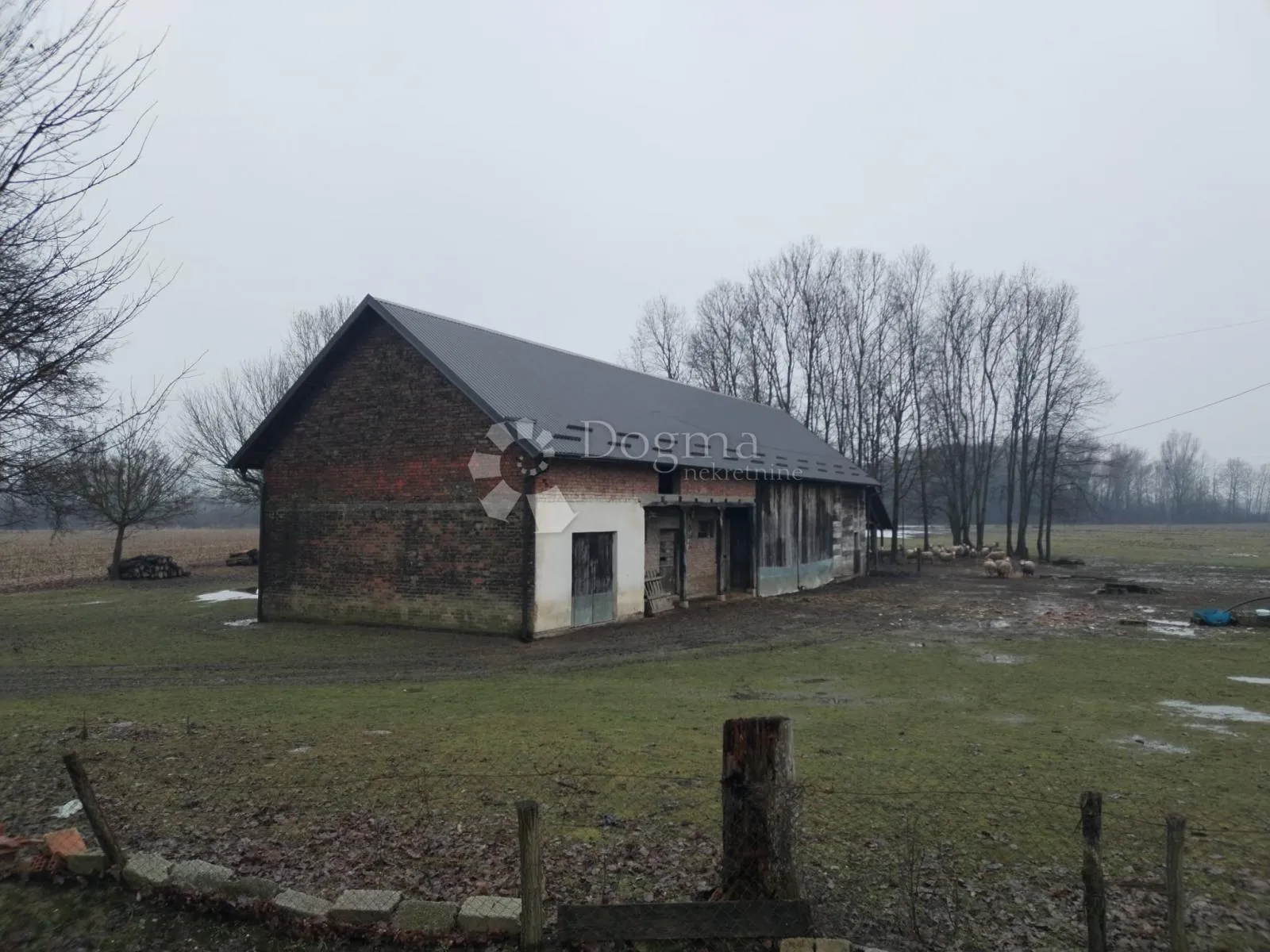 imanje 30.339 m² s građevinskim zemljištem–blizina kloštar ivanića - slika 5