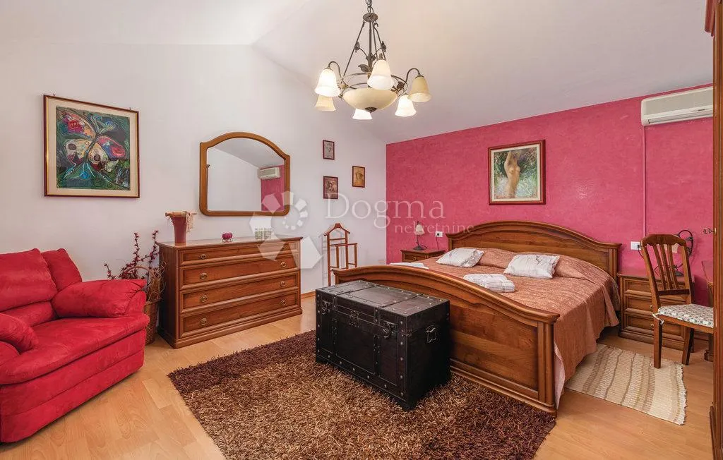 kamena kuća na šarmantnom imanju - slika 37