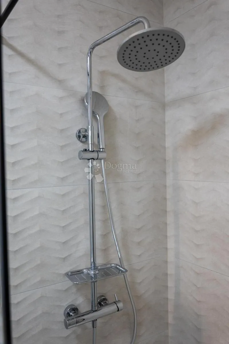 ekskluzivni apartman u novalji - slika 4
