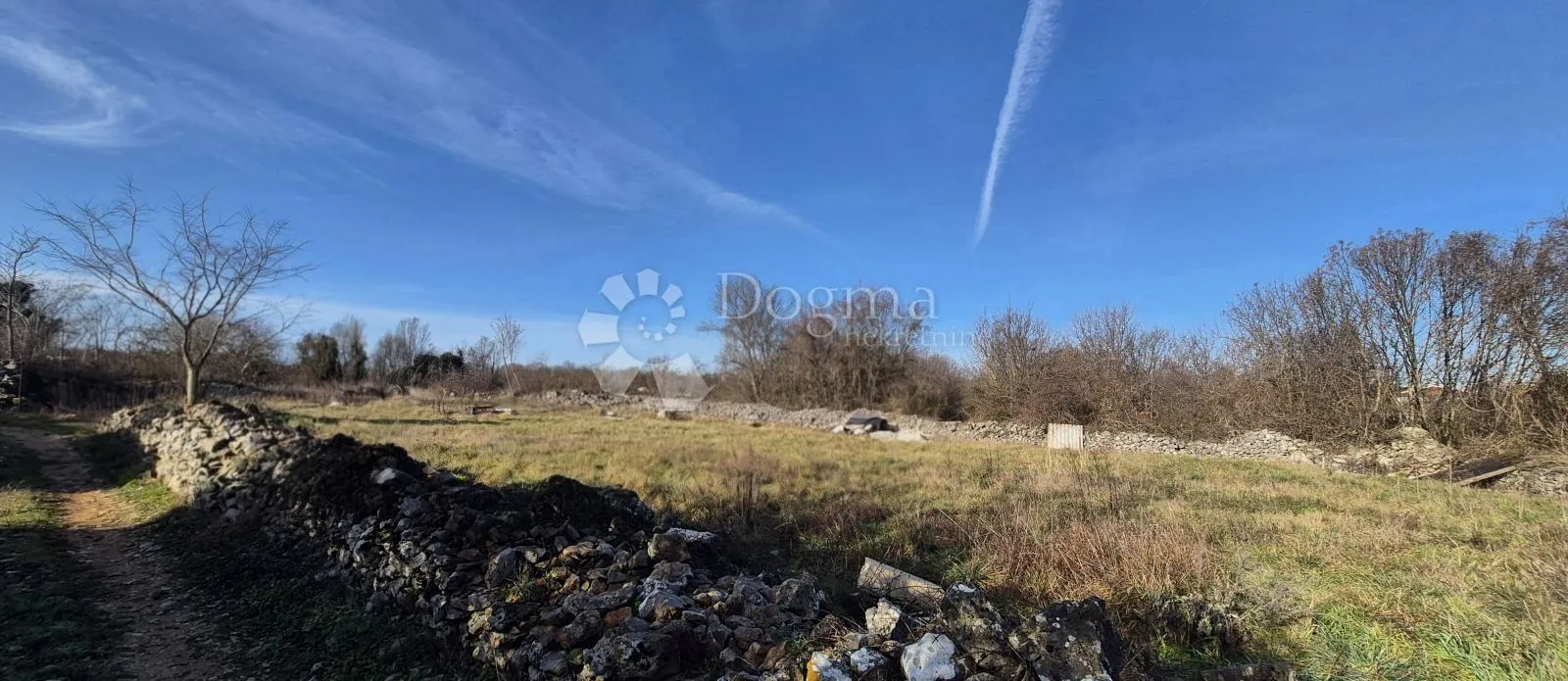 građevinsko zemljište sa građevinskom dozvolom 3 km od mora - slika 5