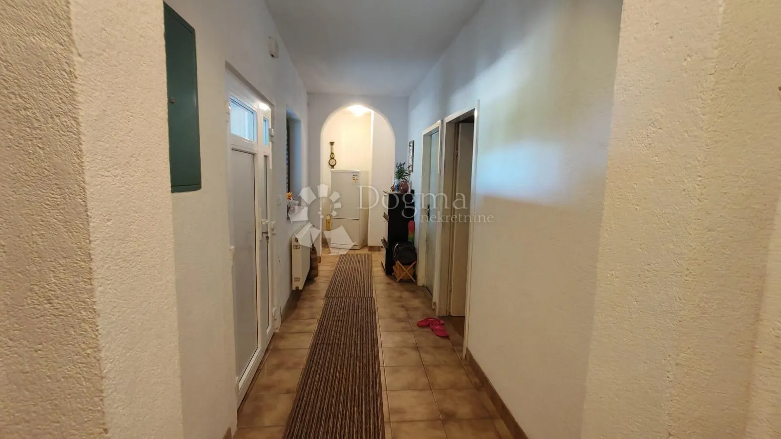 tuliševica 300m2 - slika 13
