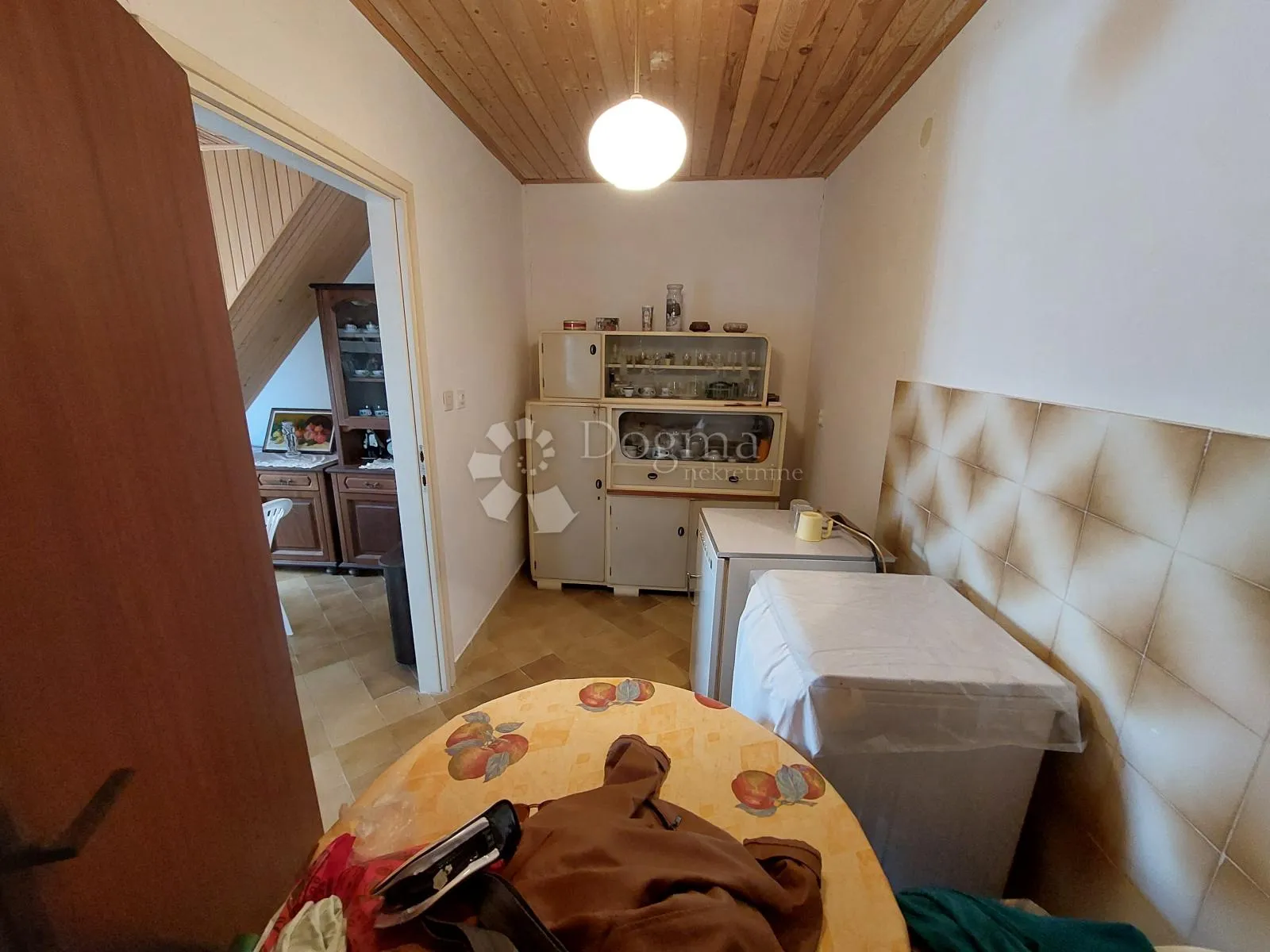 ne propustite ovu priliku!!!kuća sa otvorenim pogledom na otoke i more - slika 10