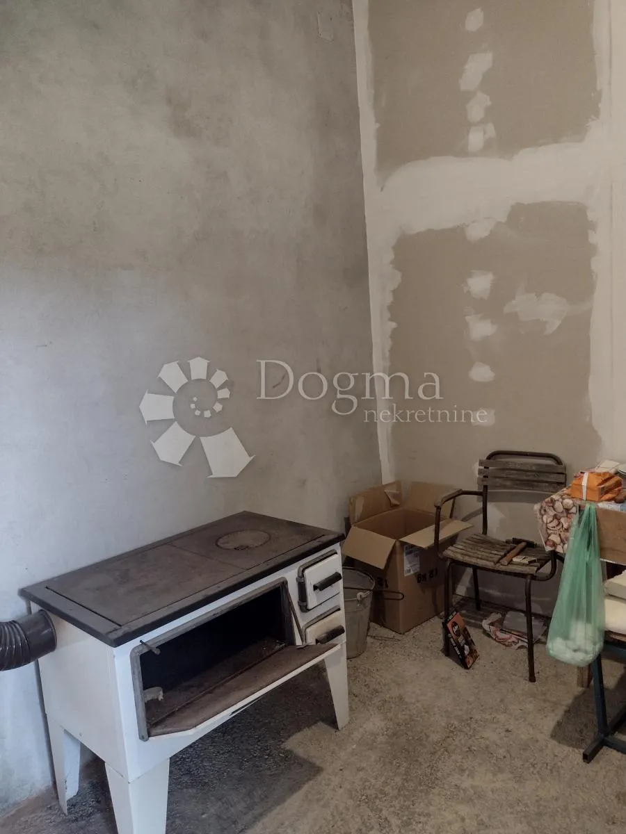 novogradnja s poslovnim prostorom - slika 4