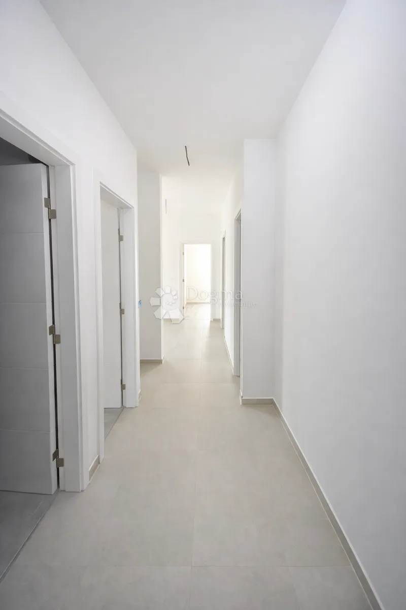 vodice, trosoban stan u novogradnji s krovnom terasom - slika 14