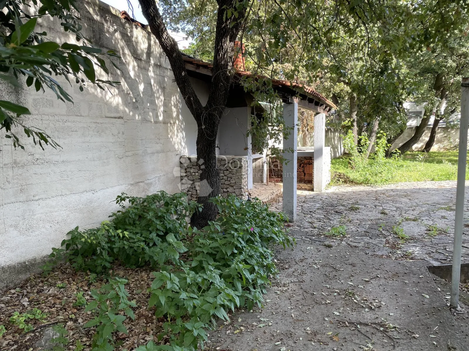 vodice – kuća s 3 stana i dodatnim objektom, 500 m od mora - slika 16