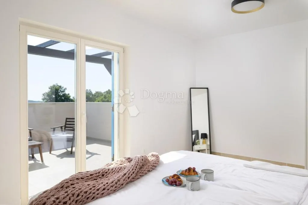 rovinj okolica - luksuzna vila s bazenom i 3 spavaće sobe! - slika 19
