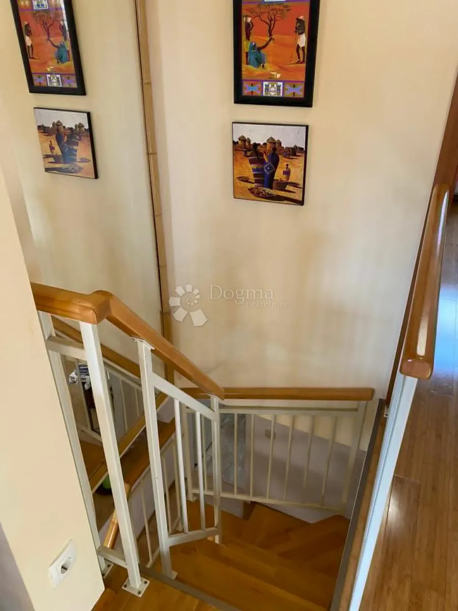 petrčane - prostrani dvoetažni stan s vrtom 119,24 m2 - slika 28