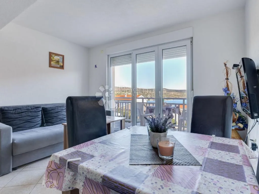 rogoznica – apartmanska kuća s 7 jedinica i velikim investicijskim potencijalom - slika 3