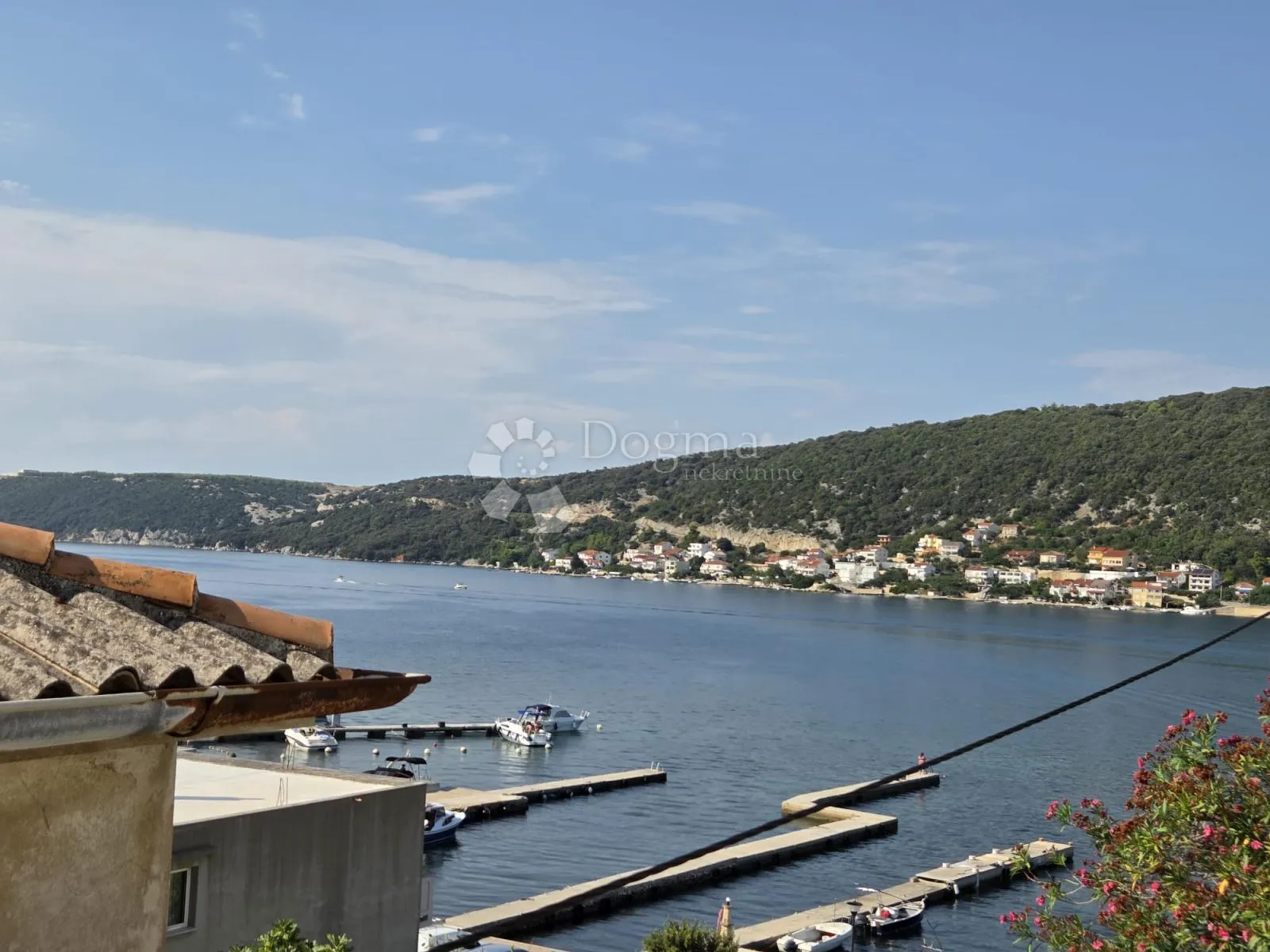 supetarska draga – stan s terasom i pogledom na more - slika 1