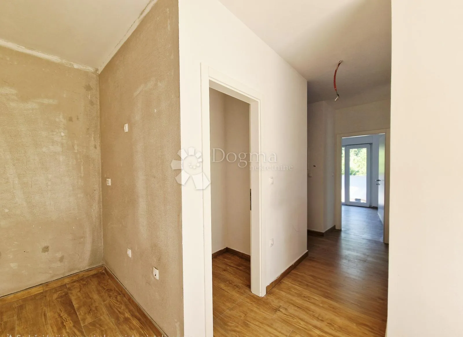medulin - stan s vrtom, novogradnja, uporabna, 1/1 - slika 7