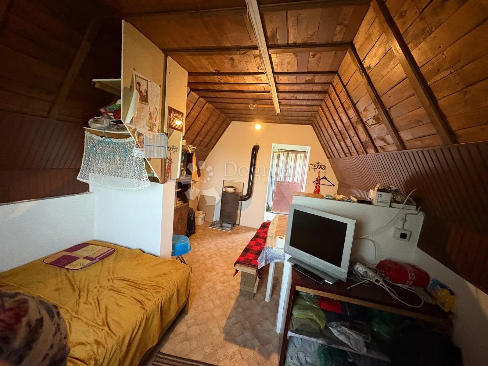 oaza mira i privatnosti – vikendica s vinogradom i 3.797 m² okućnice - slika 16