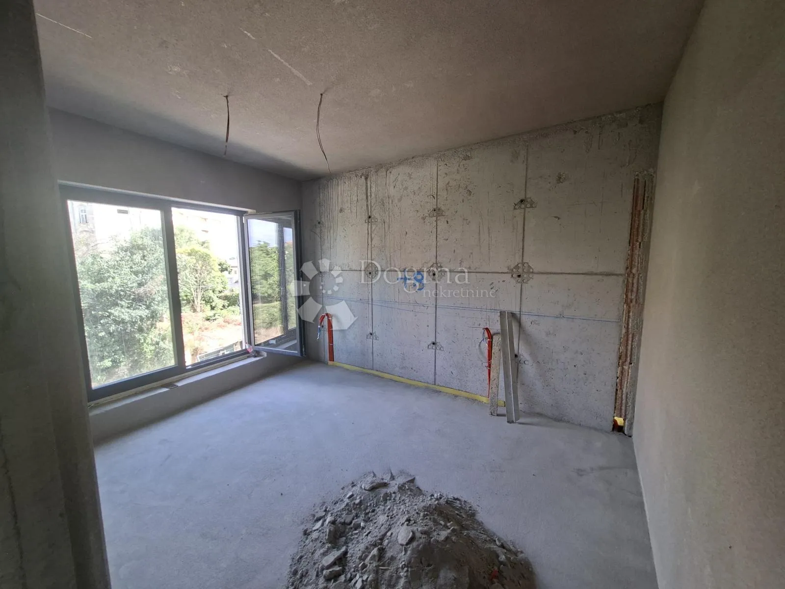 novogradnja pula centar - 41 m2, 1s+db, 2. kat b05 - slika 2