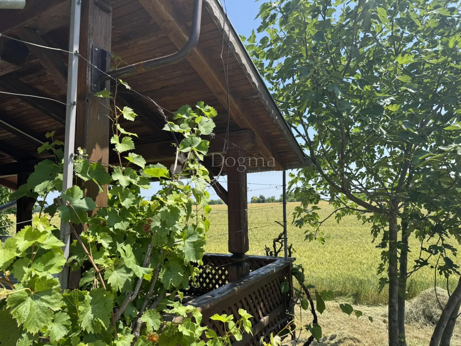 šarmantna mala klijet za veliki odmor u prirodi - slika 9