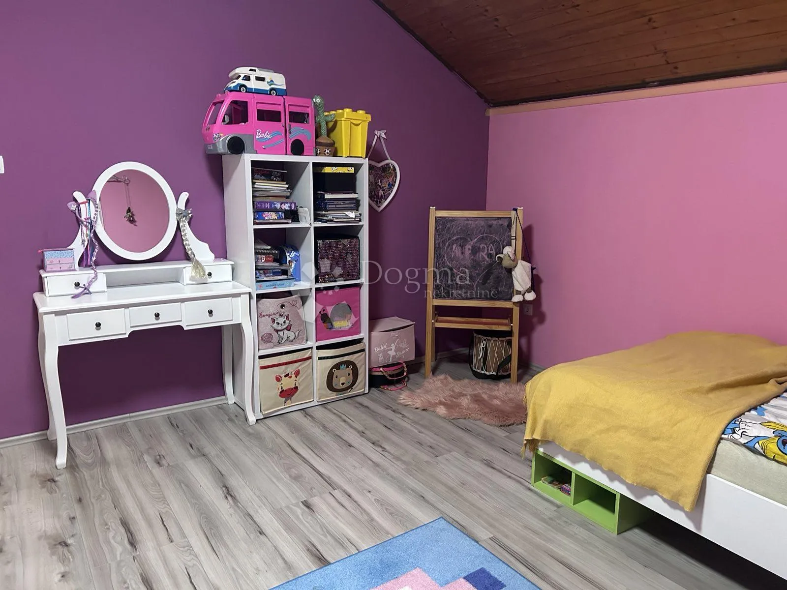 prilika! prekrasna kuća na odličnoj lokaciji - slika 8