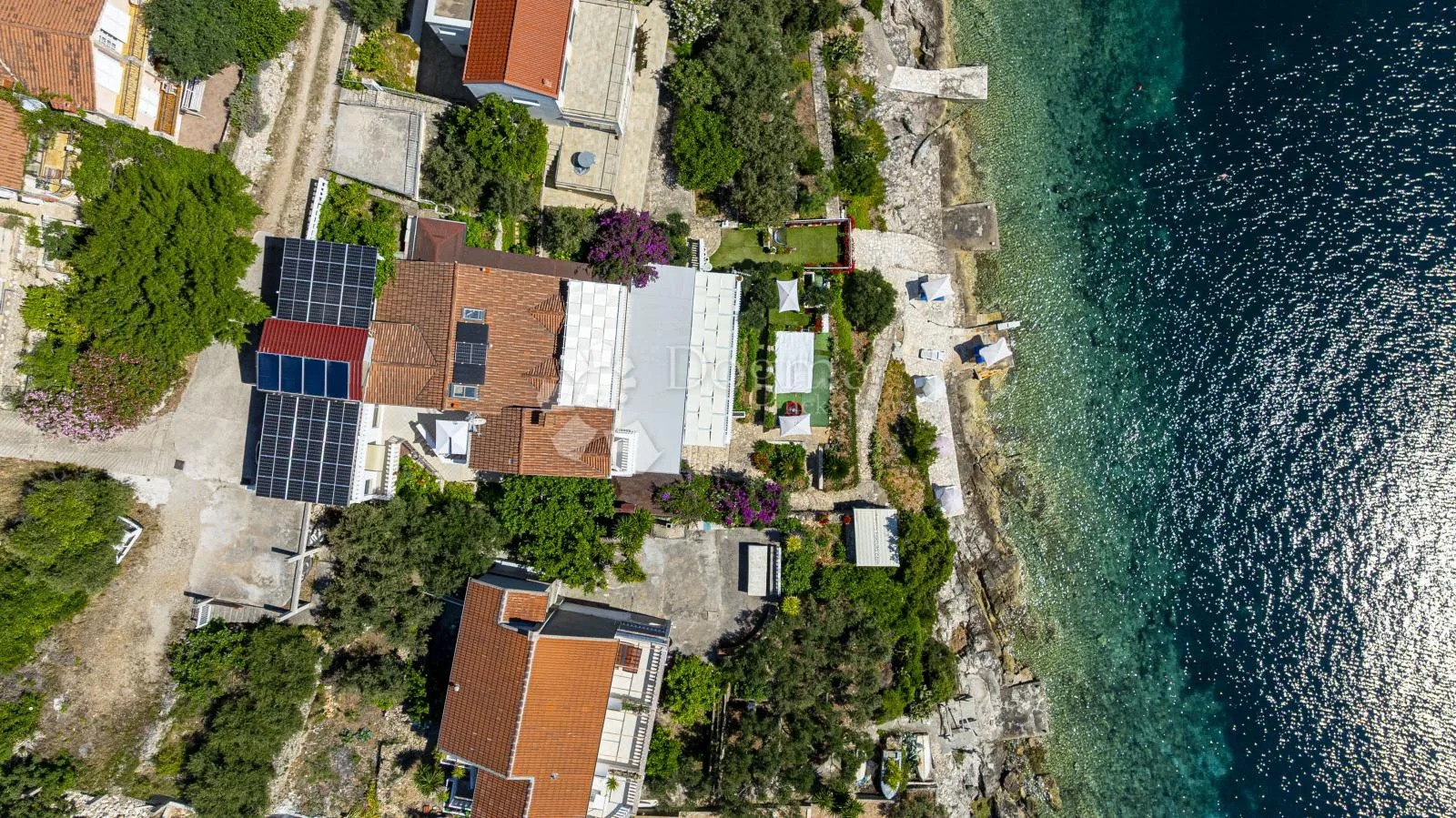 prvi red do mora: samoodrživa apartmanska vila s uhodanim poslovanjem – vela luka, korčula - slika 37