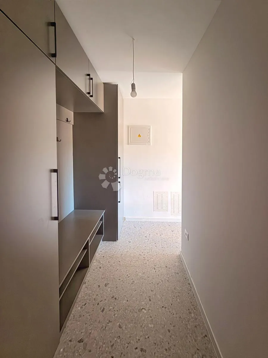 moderan stan 62,50 m² u novogradnji – 200 m od mora - slika 7