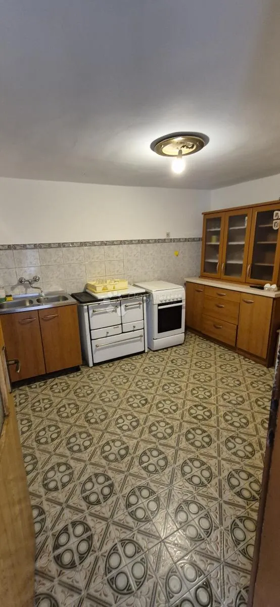 predivno imanje s pogledom na učku i dvorac belaj – 2475 m² - slika 5