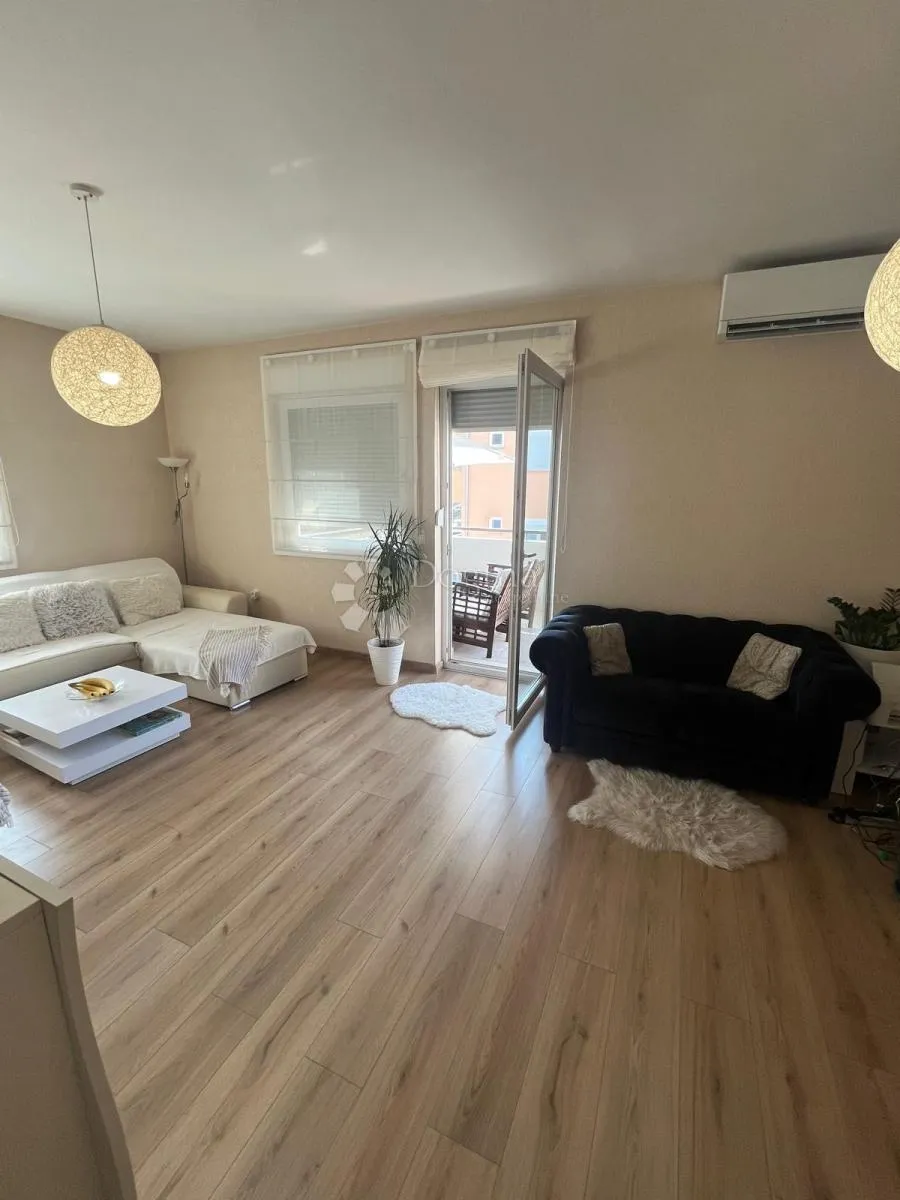 biograd na moru – stan s tri spavaće sobe, blizina plaže, 1. kat - slika 4