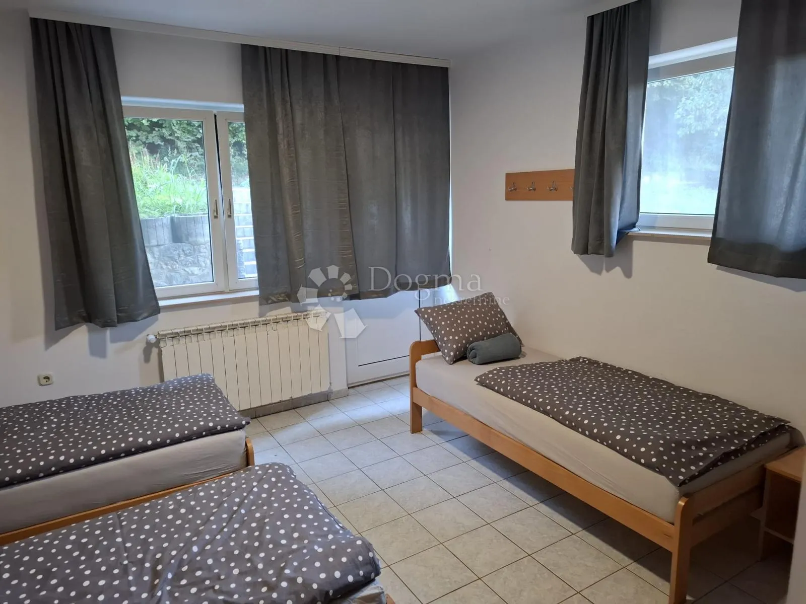 idealno za radnike: prostrani stan, 10 osoba, štefanovec - slika 7