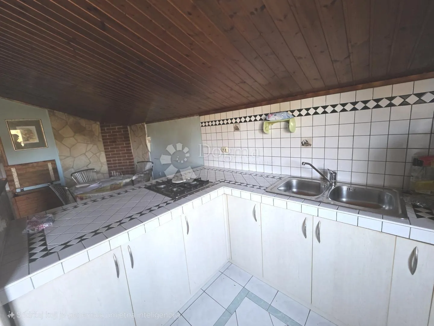 labin, kuća sa odvojenim studio apartmanom i garažom nedaleko labina - slika 13