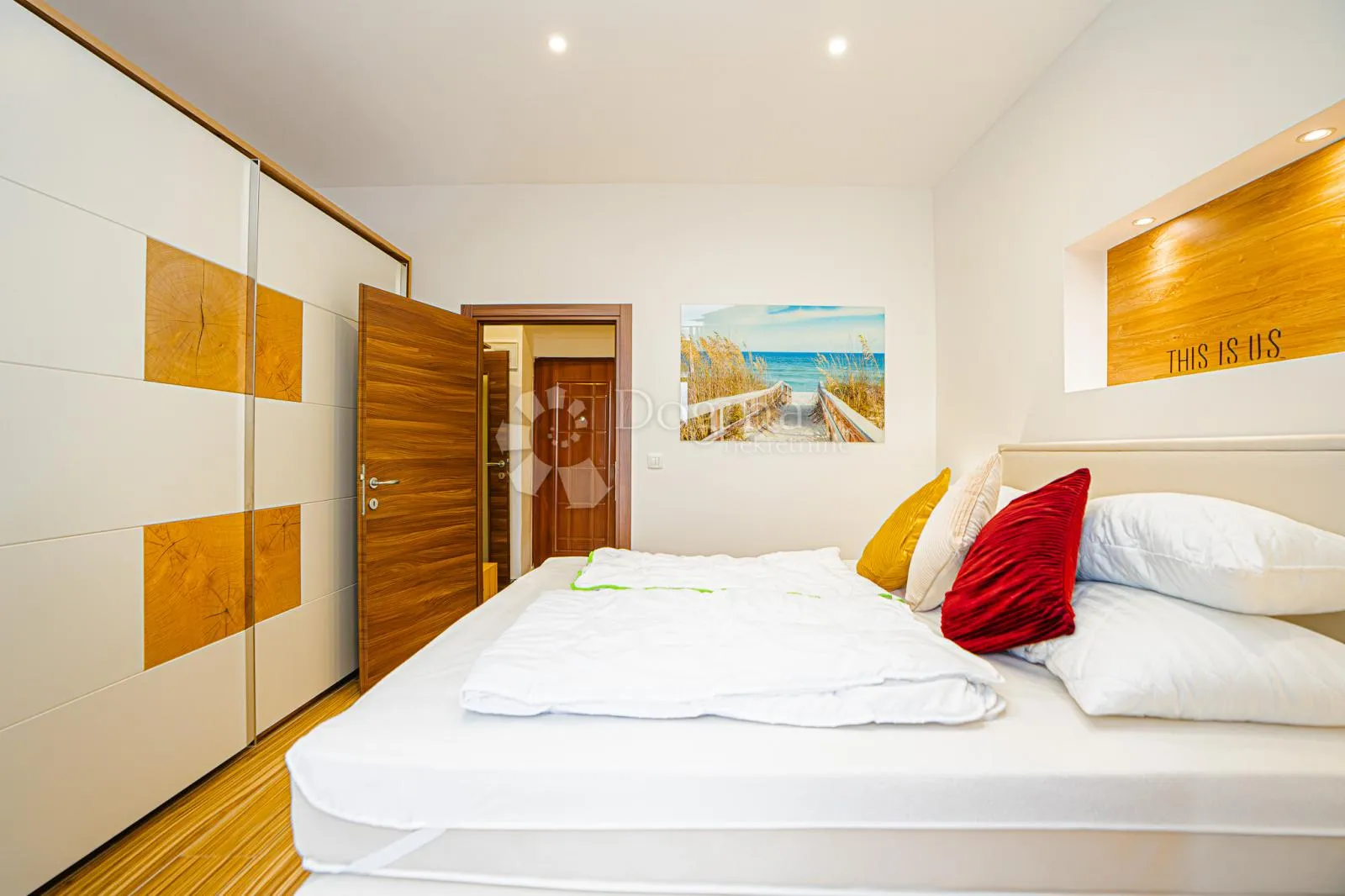 opatija, stan 43 m2, 1s+db sa 2 balkona - slika 8