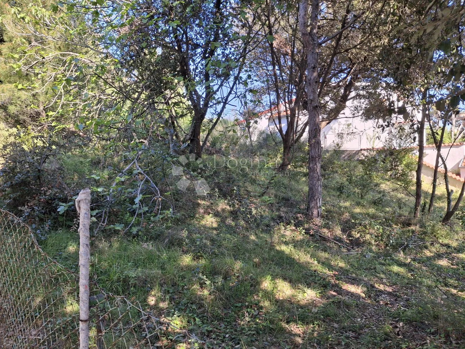 građevinsko zemljište sa gotovim projektom i prijavom početka gradnje. - slika 4