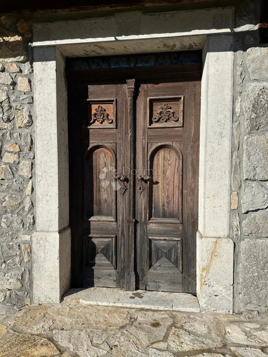 difuzni hotel autohtone kamene kuće 10+1 - slika 47
