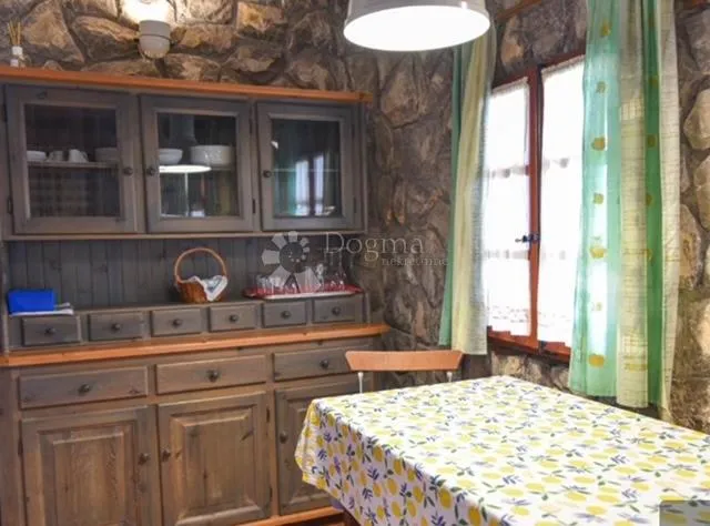 atraktivni apartman za najam u srcu opatije - slika 8