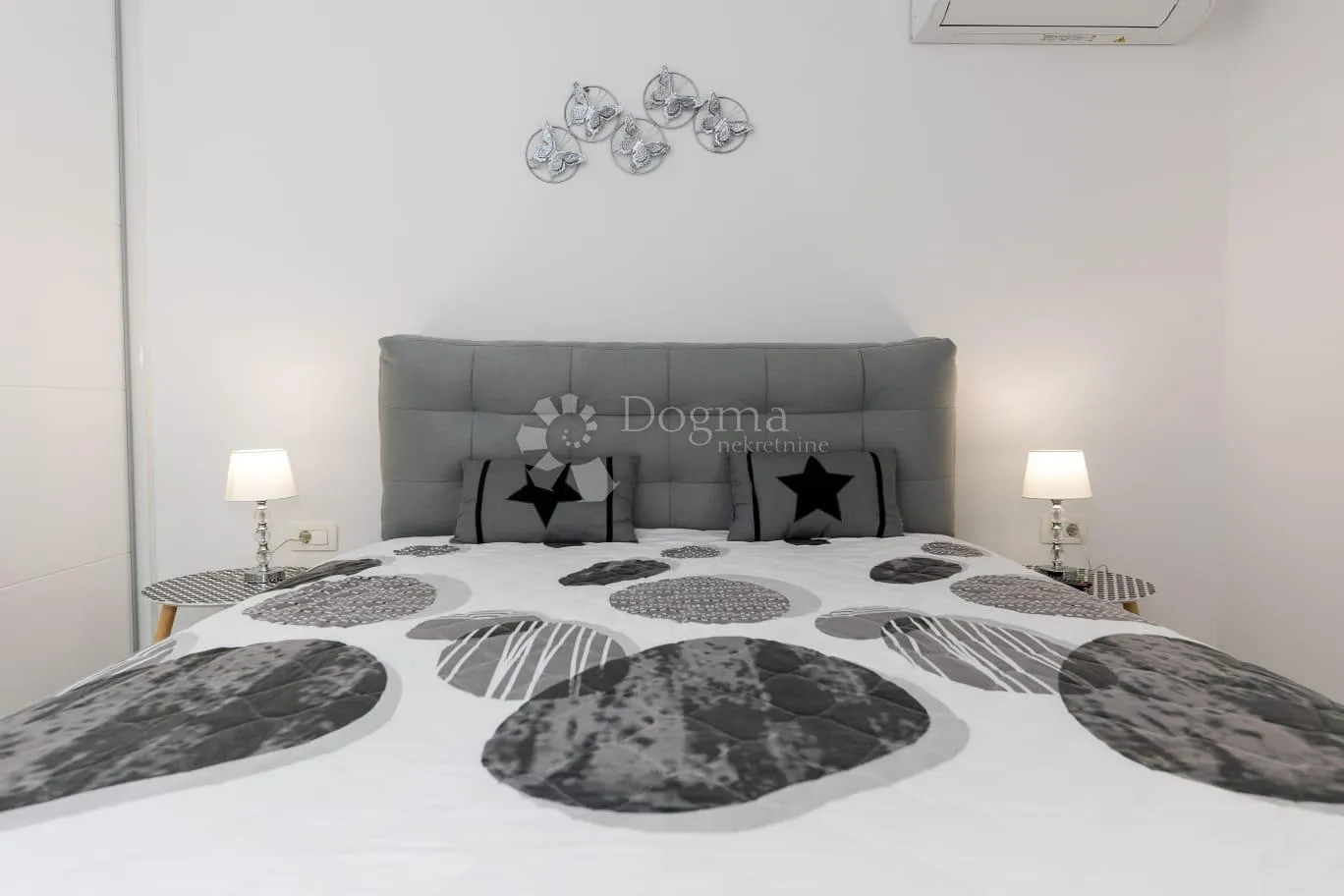 luksuzna novogradnja crikvenica 30m od mora - slika 25