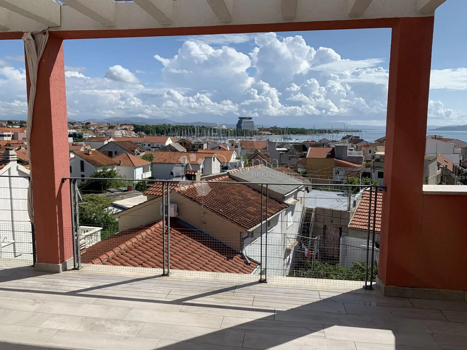kuća u centru vodica s prekrasnim pogledom - slika 2